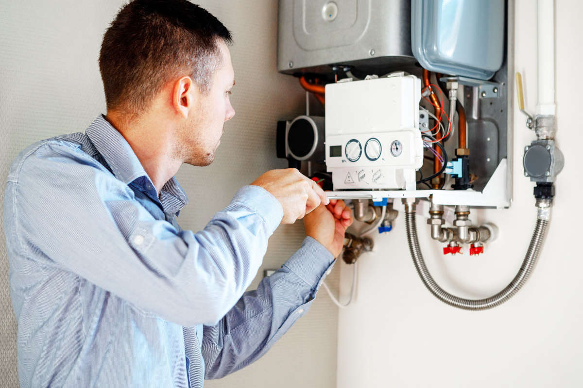 Tankless Water Heater Services in Orange County, CA. Moffett Plumbing & Air